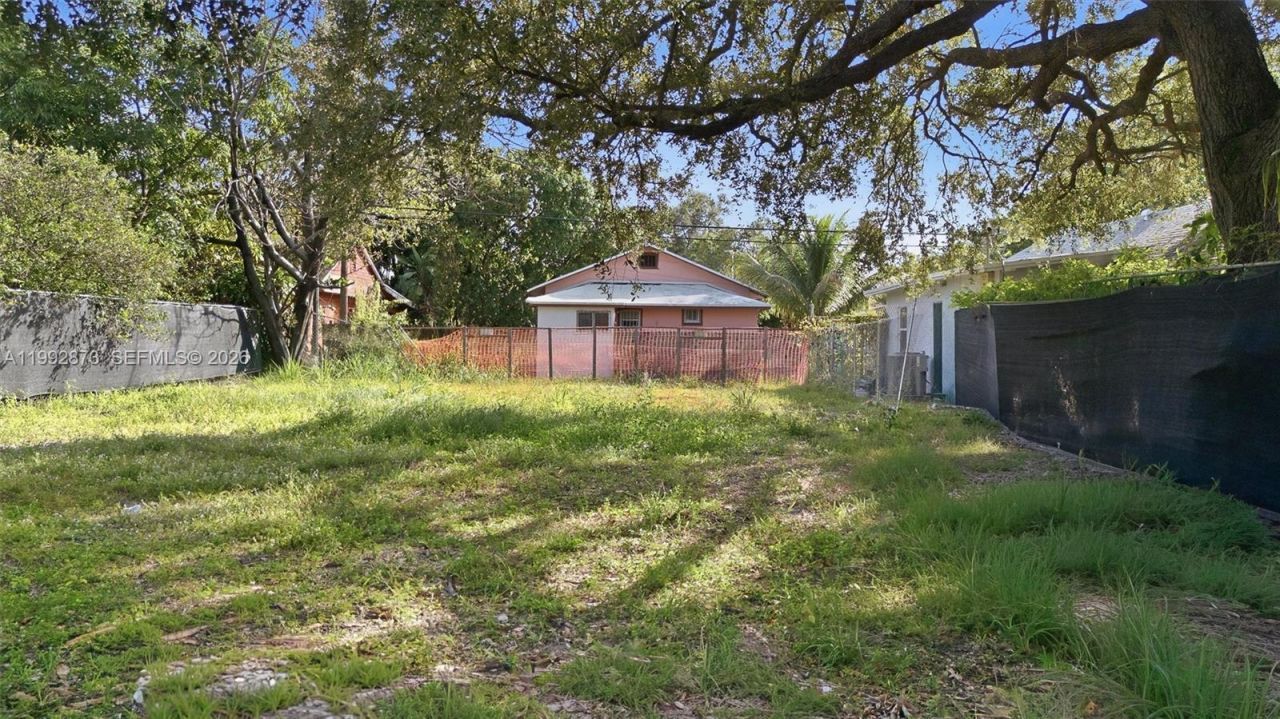 344 NW 41st St, Miami, FL 33127 Photo