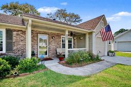 607 Bluebird Ln. photo 4