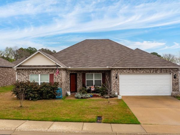 2230 Matthews Meadows Lane, Conway, AR 72032