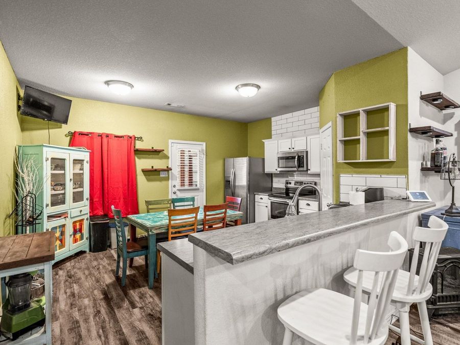 Property Image 16