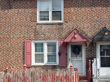 327 W 21ST STREET, CHESTER, PA 19013