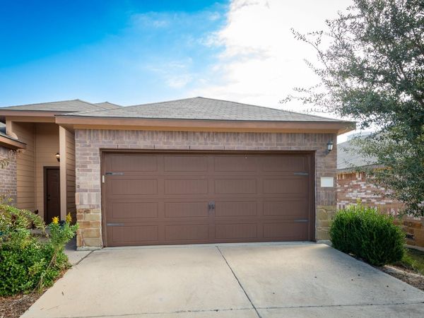 424 JACK RABBIT LN, Unit B, Buda, TX 78610