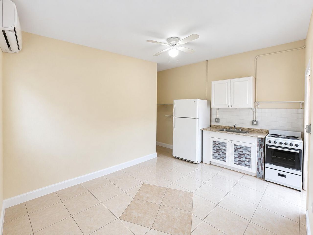 2204 Atlanta Street, Unit 3, Hollywood, FL 33020 Photo