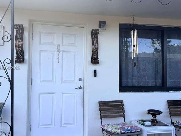 673 W 30th St, Unit 671, Hialeah, FL 33012