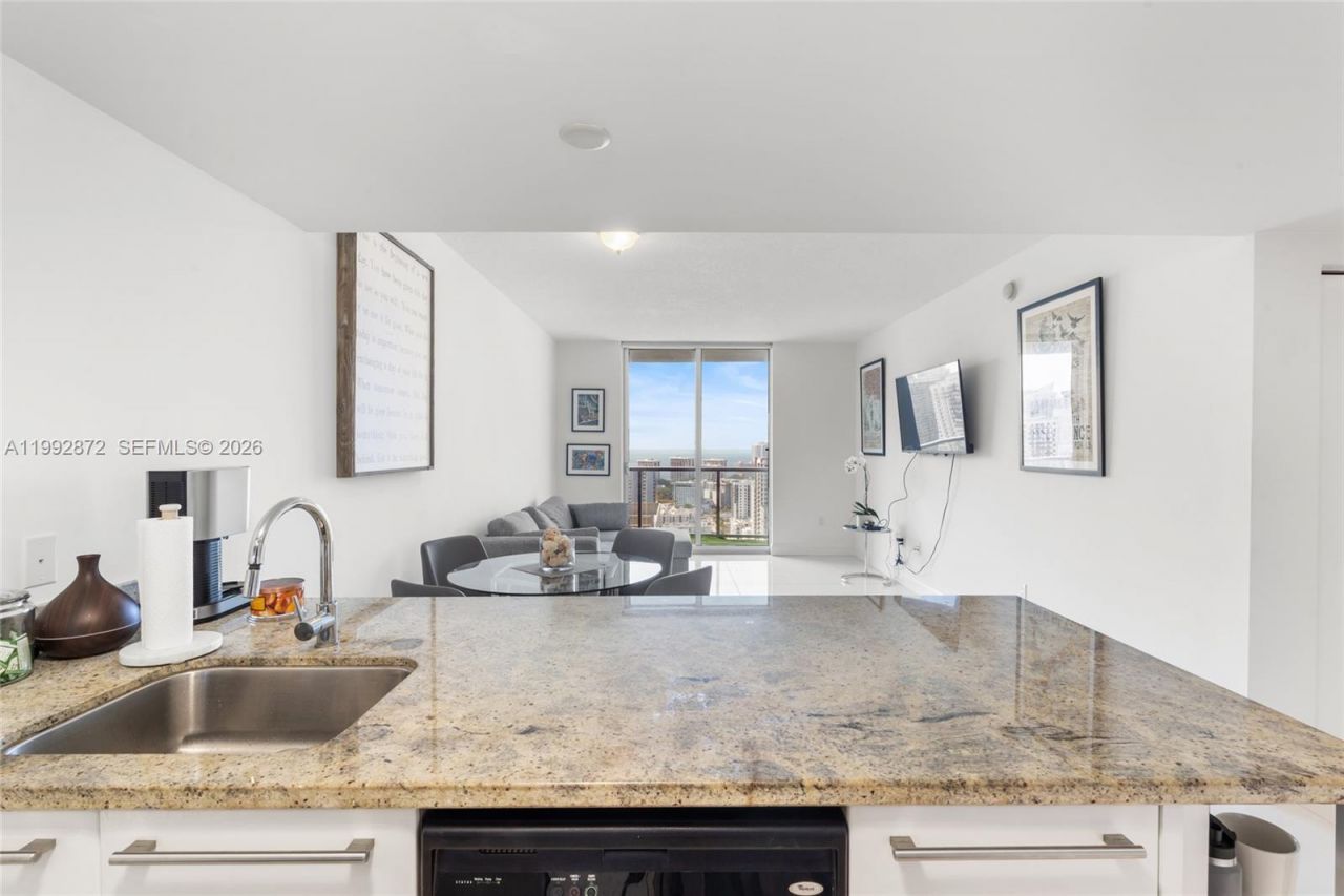 185 SW 7th St, Unit 3414, Miami, FL 33130 Photo