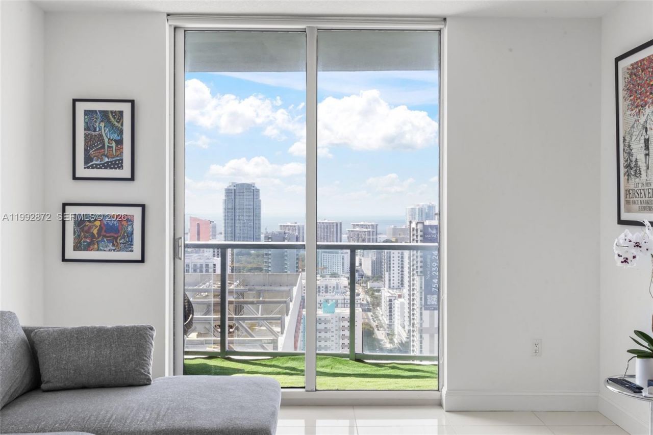 185 SW 7th St, Unit 3414, Miami, FL 33130 Photo