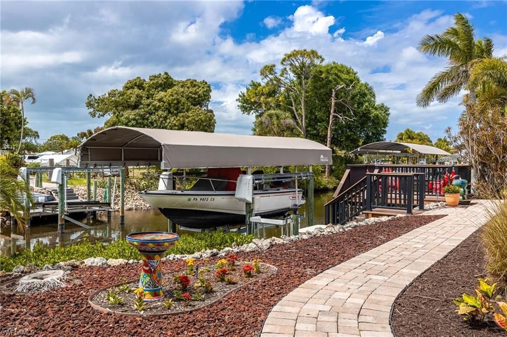 11361 Argentine Ct, Bokeelia, FL 33922 Photo