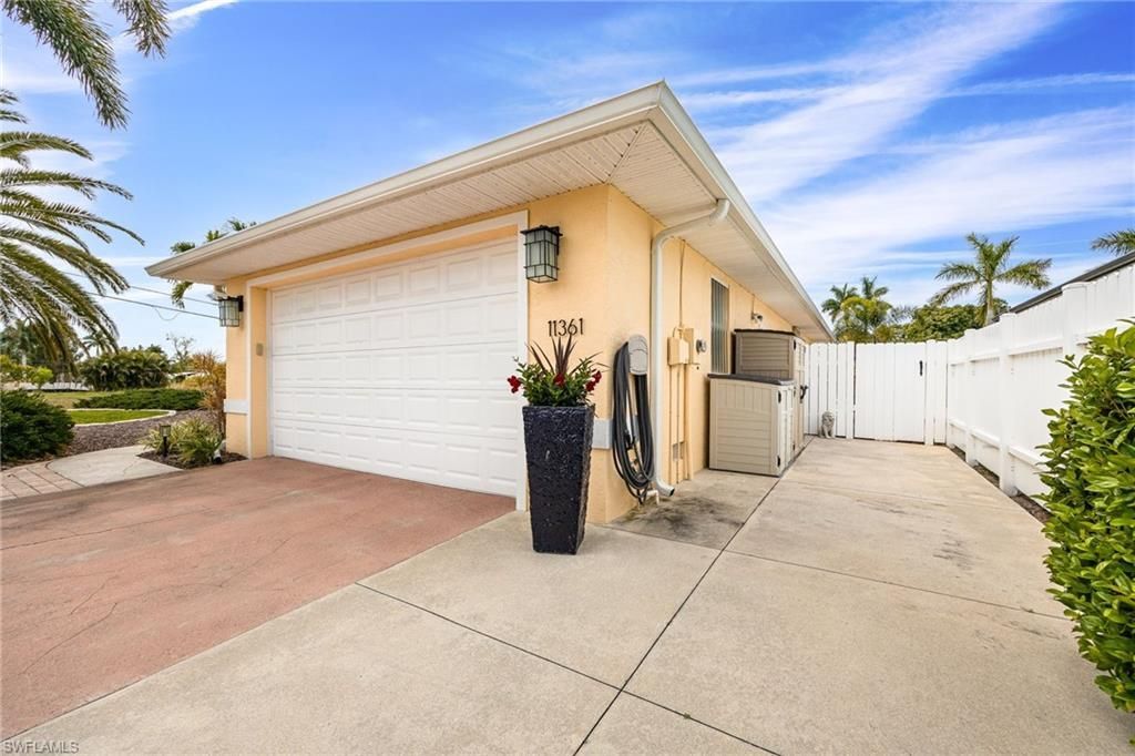 11361 Argentine Ct, Bokeelia, FL 33922 Photo