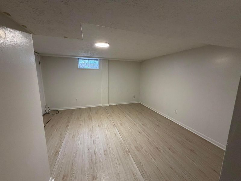 5254 Westbury Drive, Unit 14D, Columbus, OH 43228 Photo 13