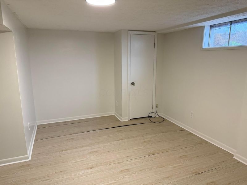 5254 Westbury Drive, Unit 14D, Columbus, OH 43228 Photo 15