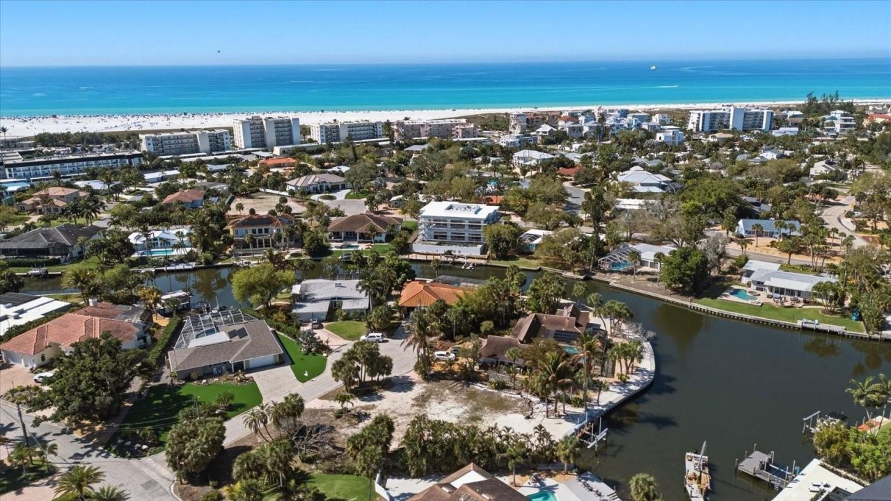 5448 Azure Way, Sarasota, FL 34242 Photo