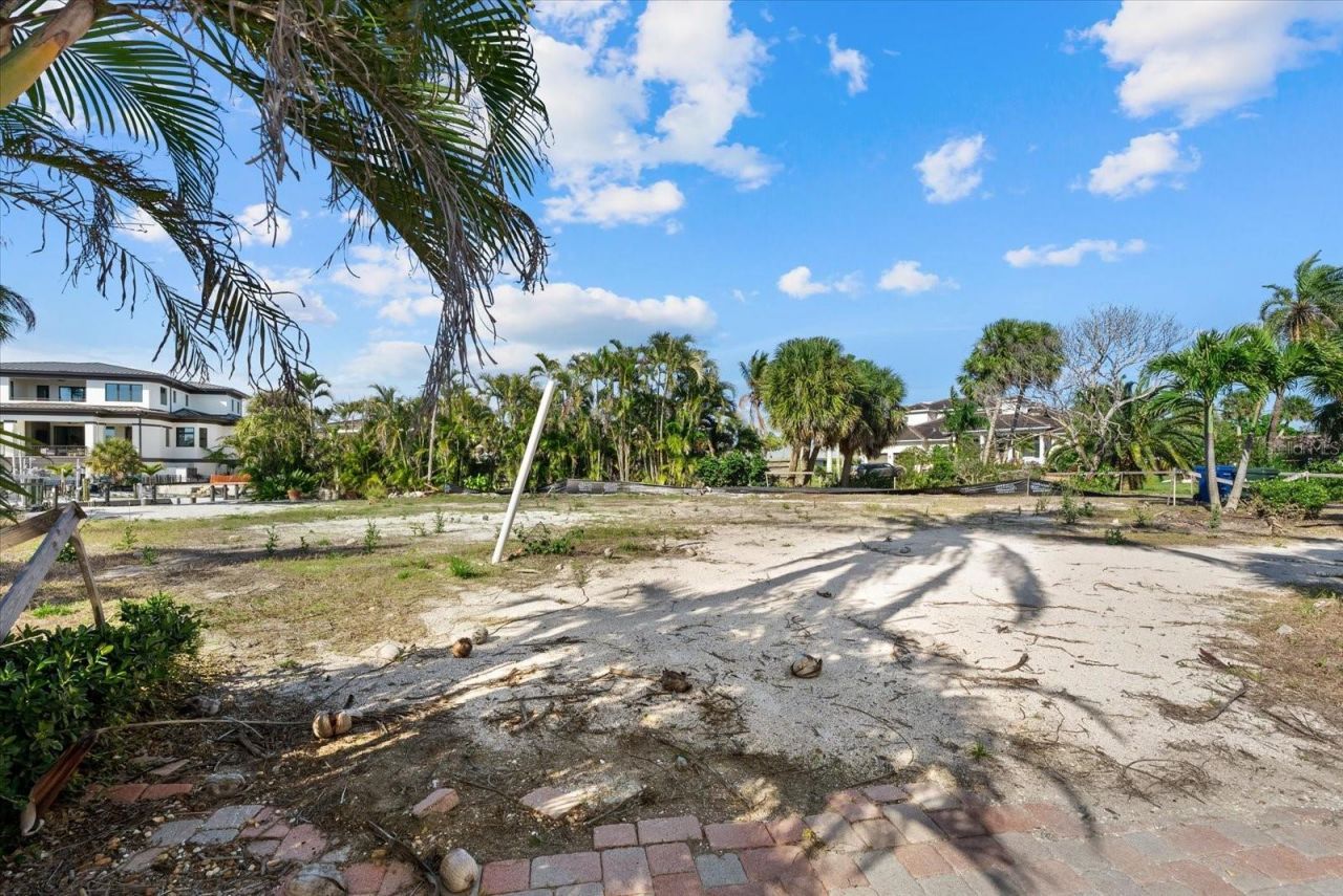 5448 Azure Way, Sarasota, FL 34242 Photo