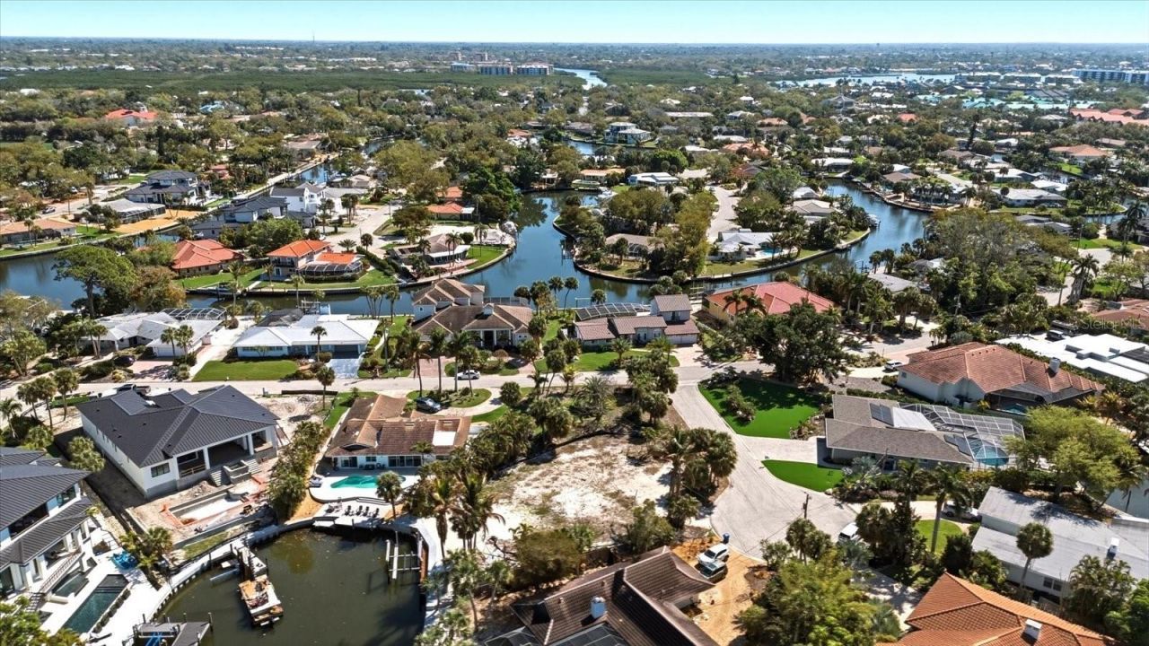 5448 Azure Way, Sarasota, FL 34242 Photo