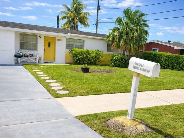 22315 SW 108th Court, Miami, FL 33170