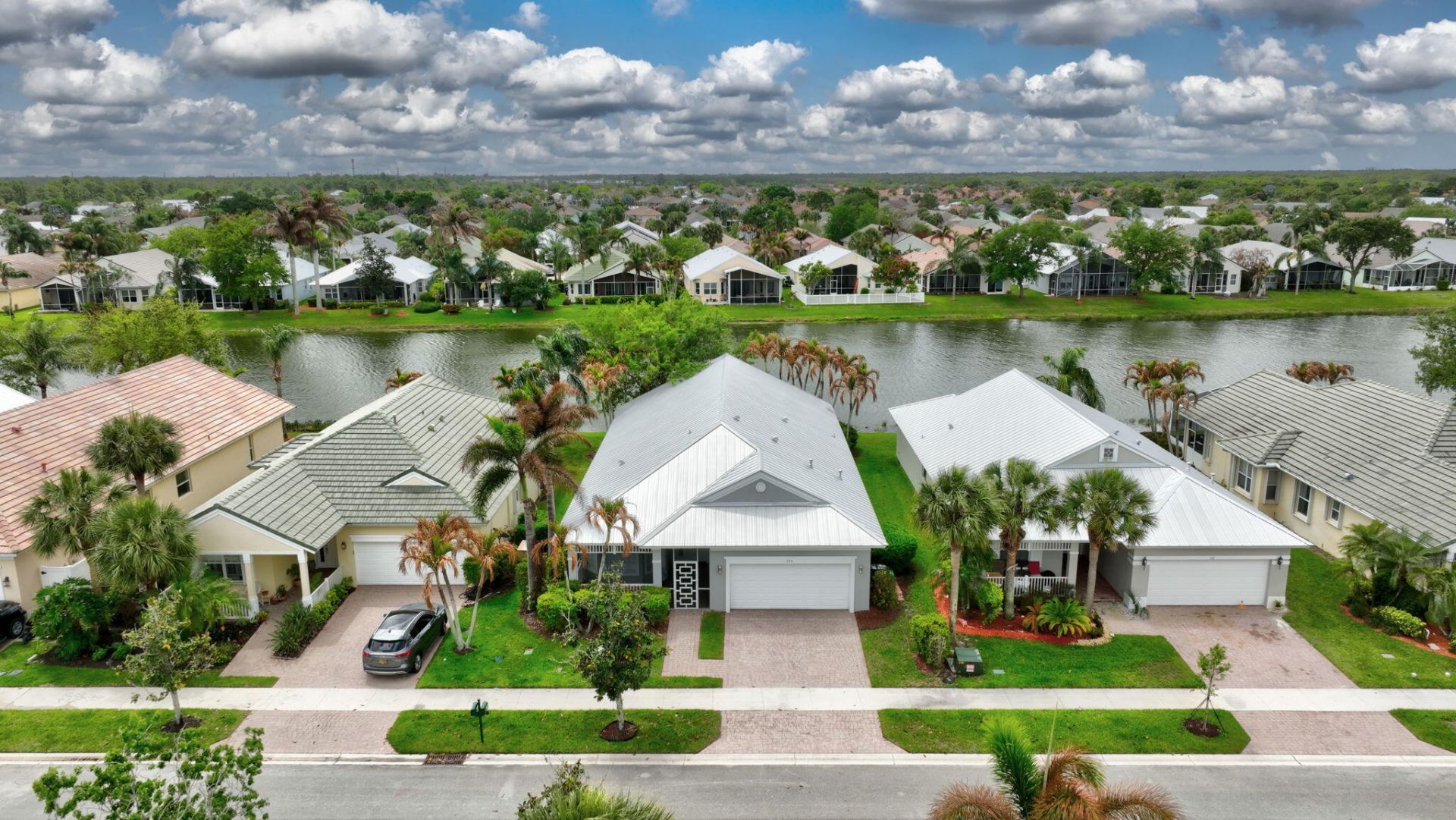 154 NW Swann Mill Circle, Port Saint Lucie, FL 34986 Photo