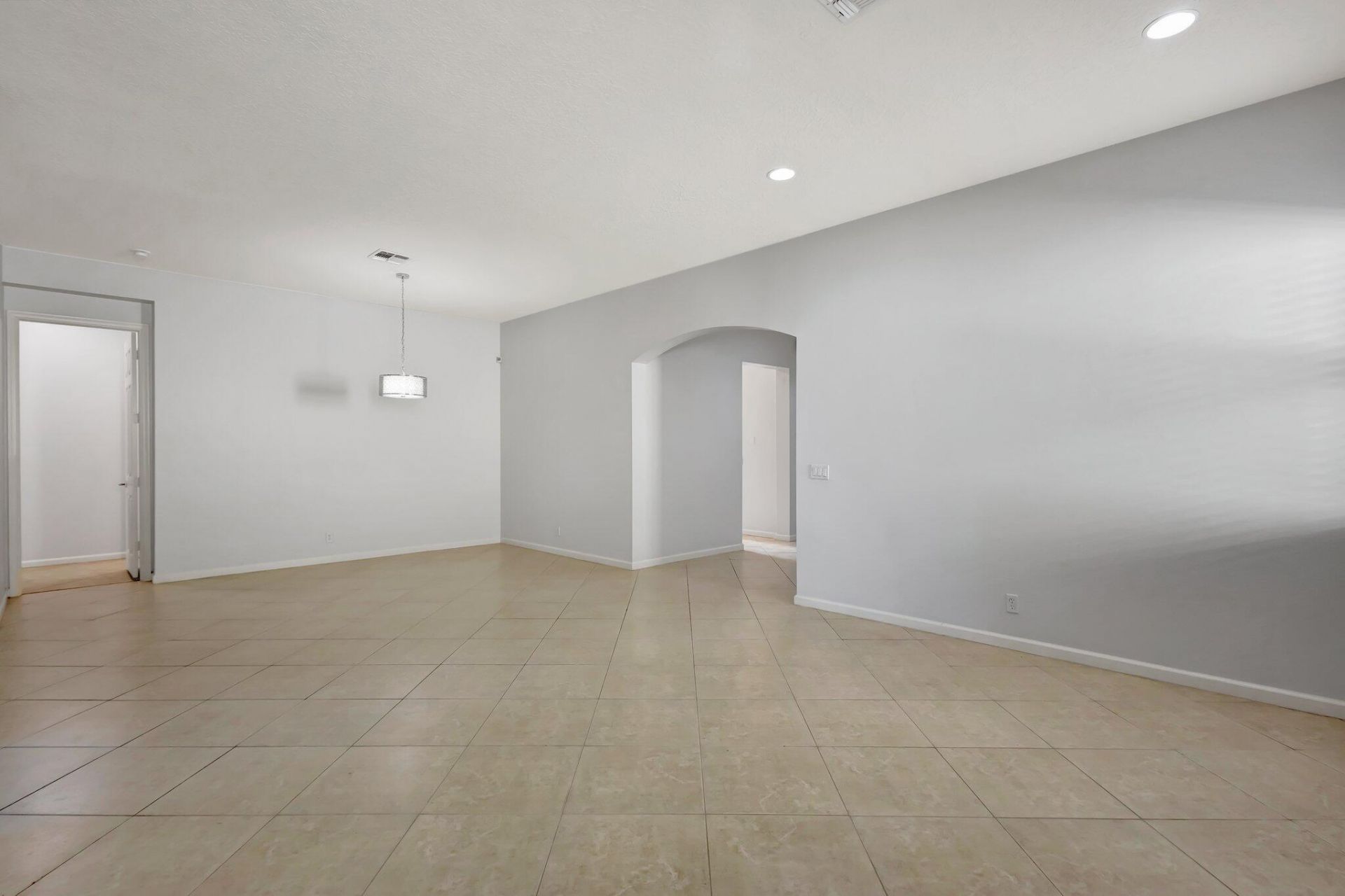 154 NW Swann Mill Circle, Port Saint Lucie, FL 34986 Photo