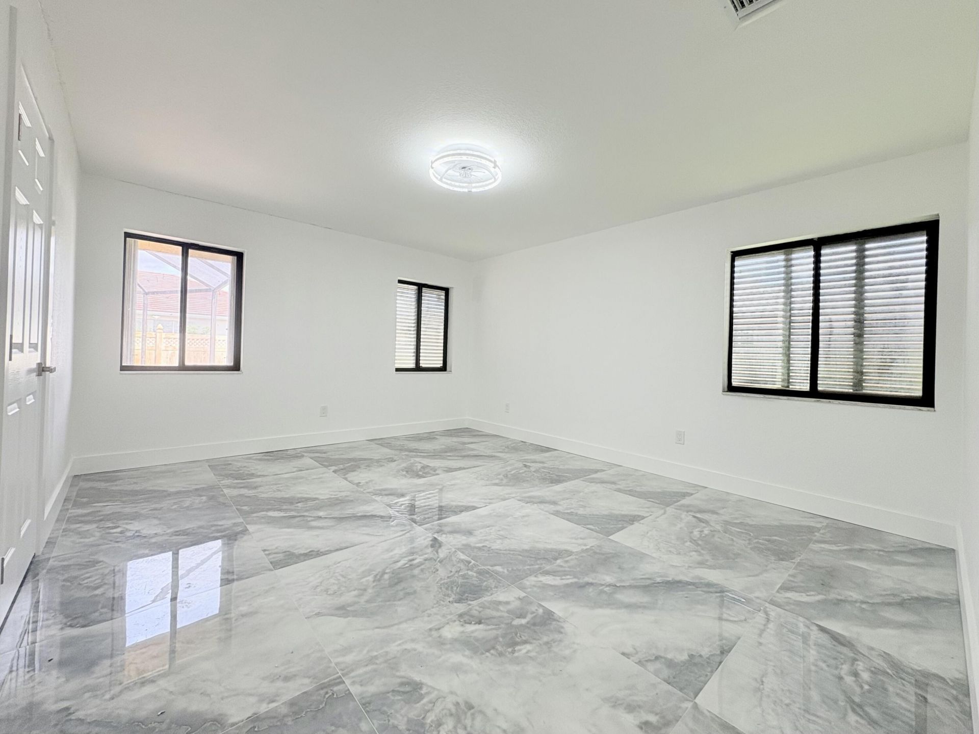 1740 22nd Avenue N, Lake Worth Beach, FL 33460 Photo