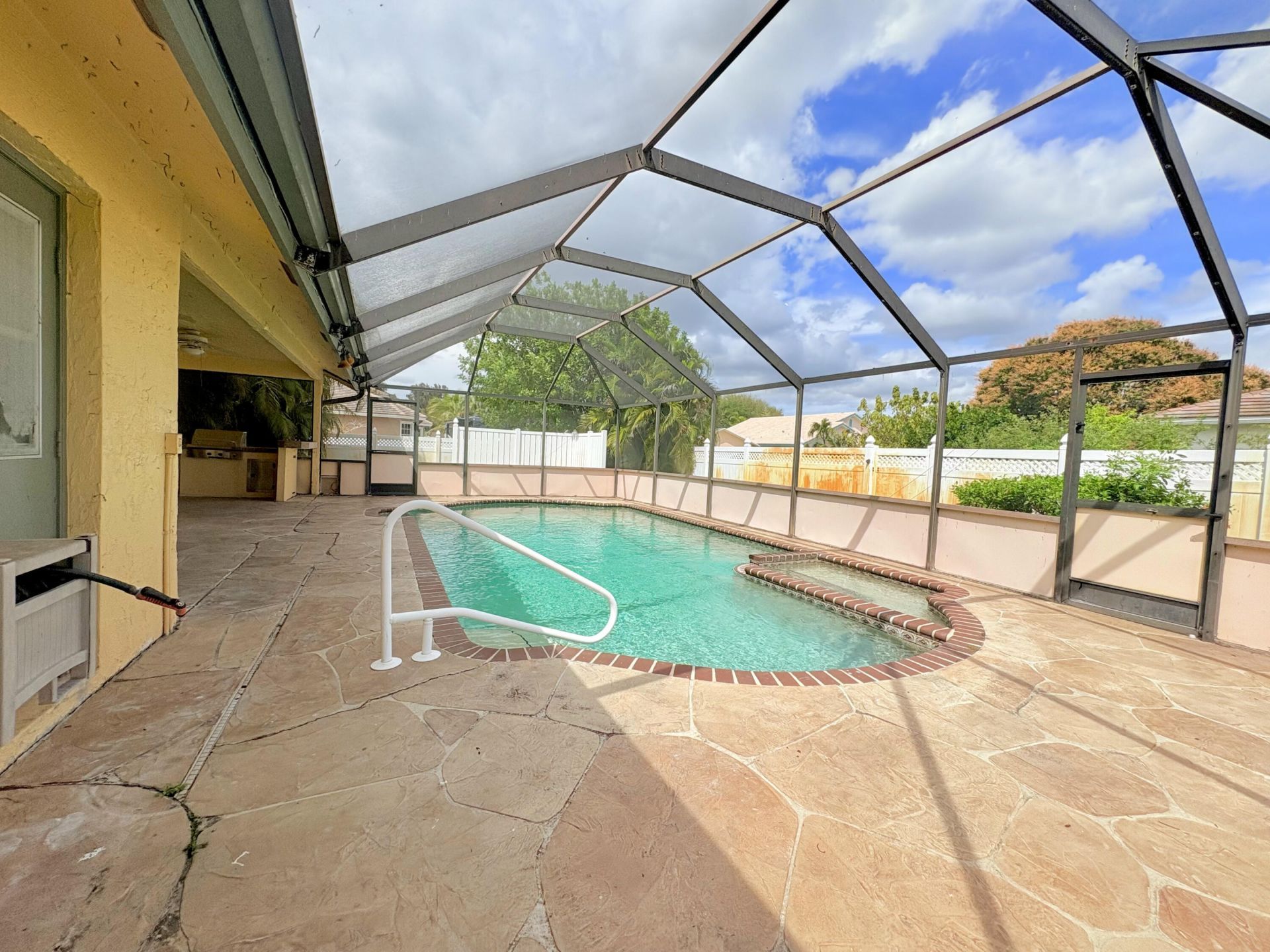 1740 22nd Avenue N, Lake Worth Beach, FL 33460 Photo