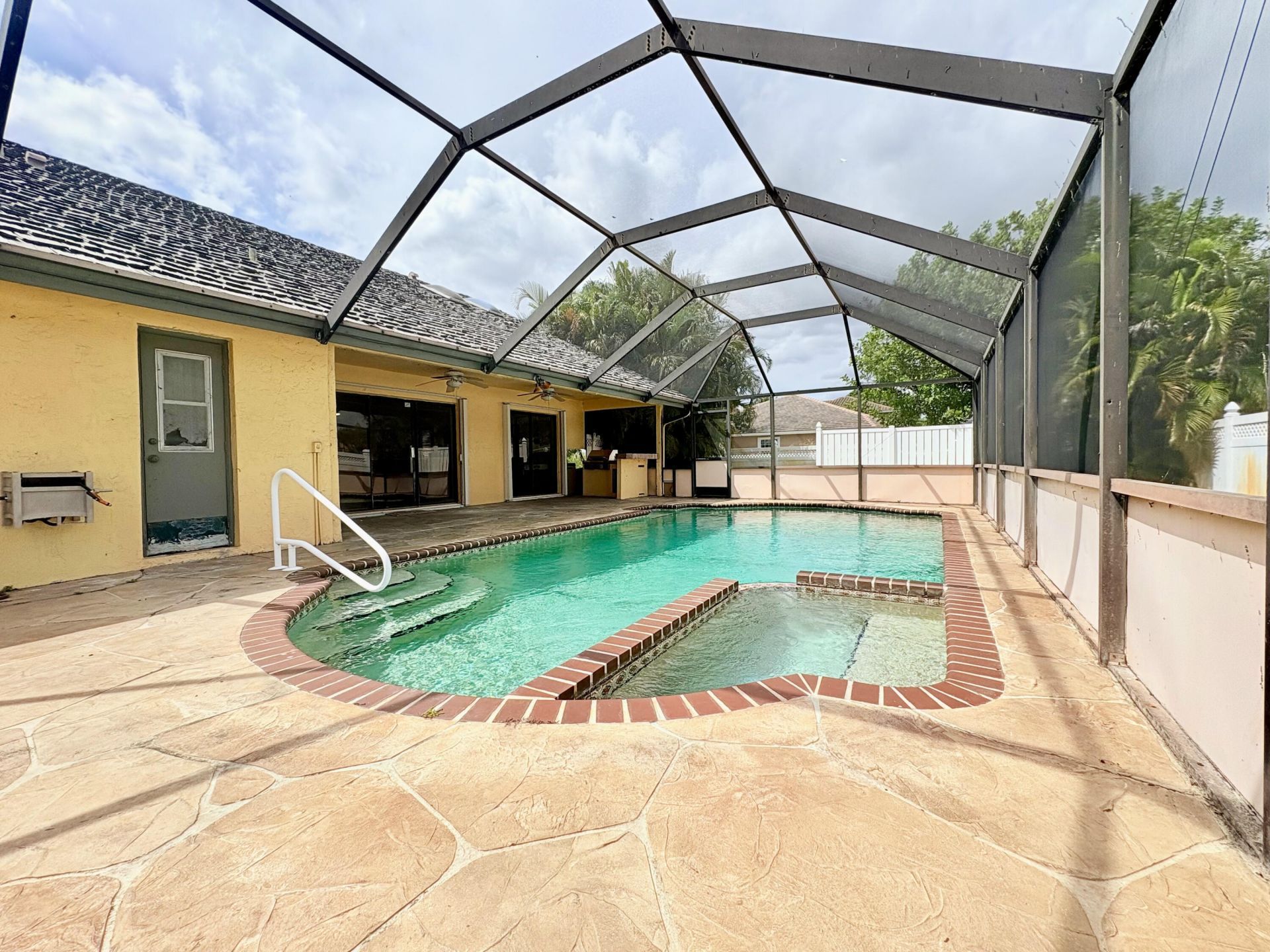 1740 22nd Avenue N, Lake Worth Beach, FL 33460 Photo