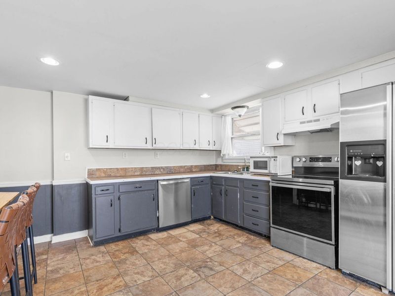 464 E Cassilly Street , Springfield, OH 45503 Photo 19