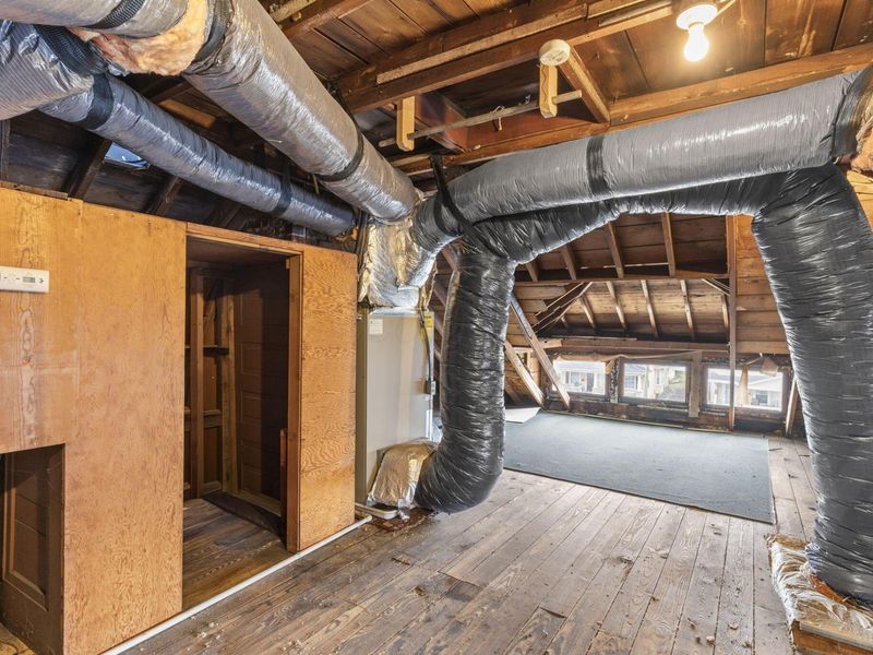 464 E Cassilly Street , Springfield, OH 45503 Photo 37