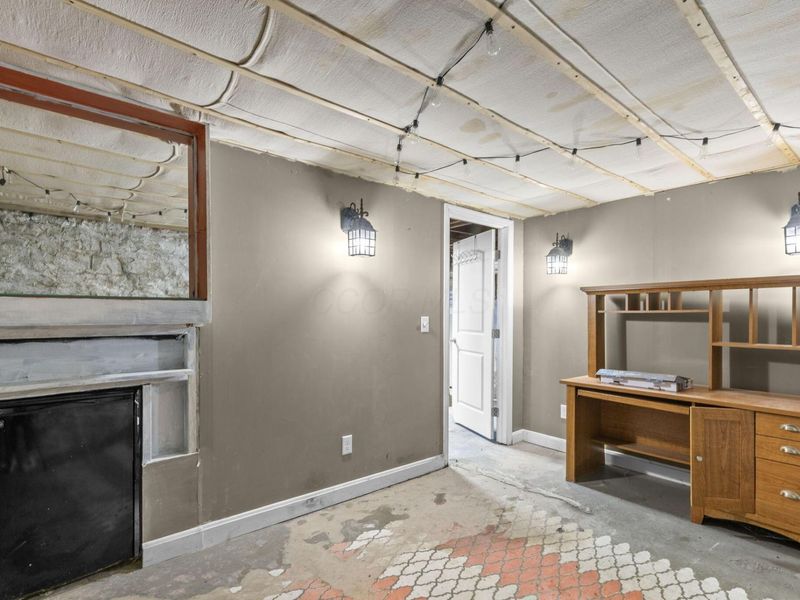 464 E Cassilly Street , Springfield, OH 45503 Photo 43