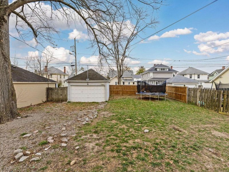 464 E Cassilly Street , Springfield, OH 45503 Photo 48