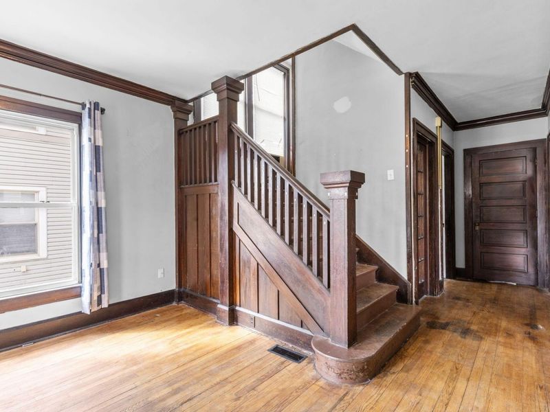 464 E Cassilly Street , Springfield, OH 45503 Photo 5