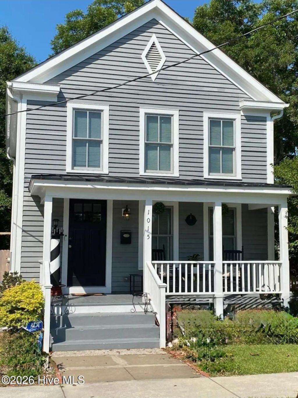 1015 N Craven Street, New Bern, NC 28560 Main Photo