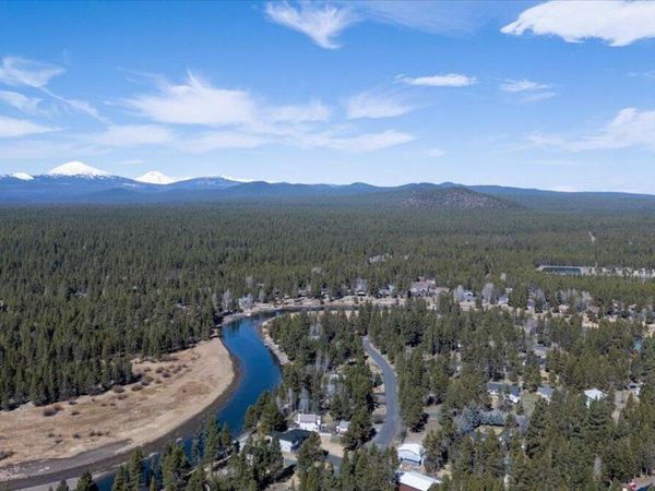 55526 Circle Street, Bend, OR 97707