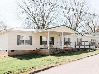101 Arnold Heights, Carlisle, KY 40311