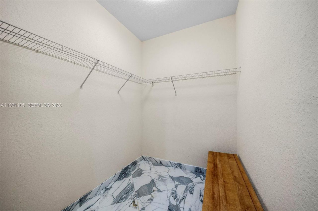 896 W Spinnaker Dr W , Unit 896, Hollywood, FL 33019 Photo