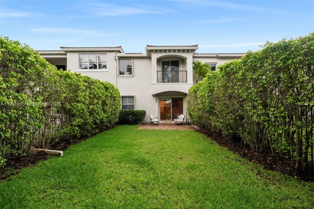 896 W Spinnaker Dr W , Unit 896, Hollywood, FL 33019 Photo