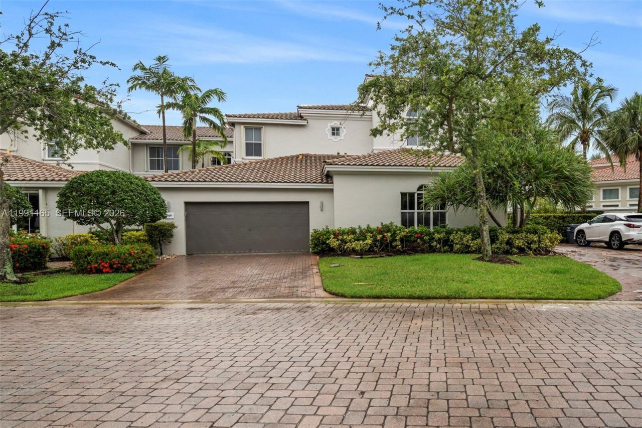 896 W Spinnaker Dr W , Unit 896, Hollywood, FL 33019 Photo