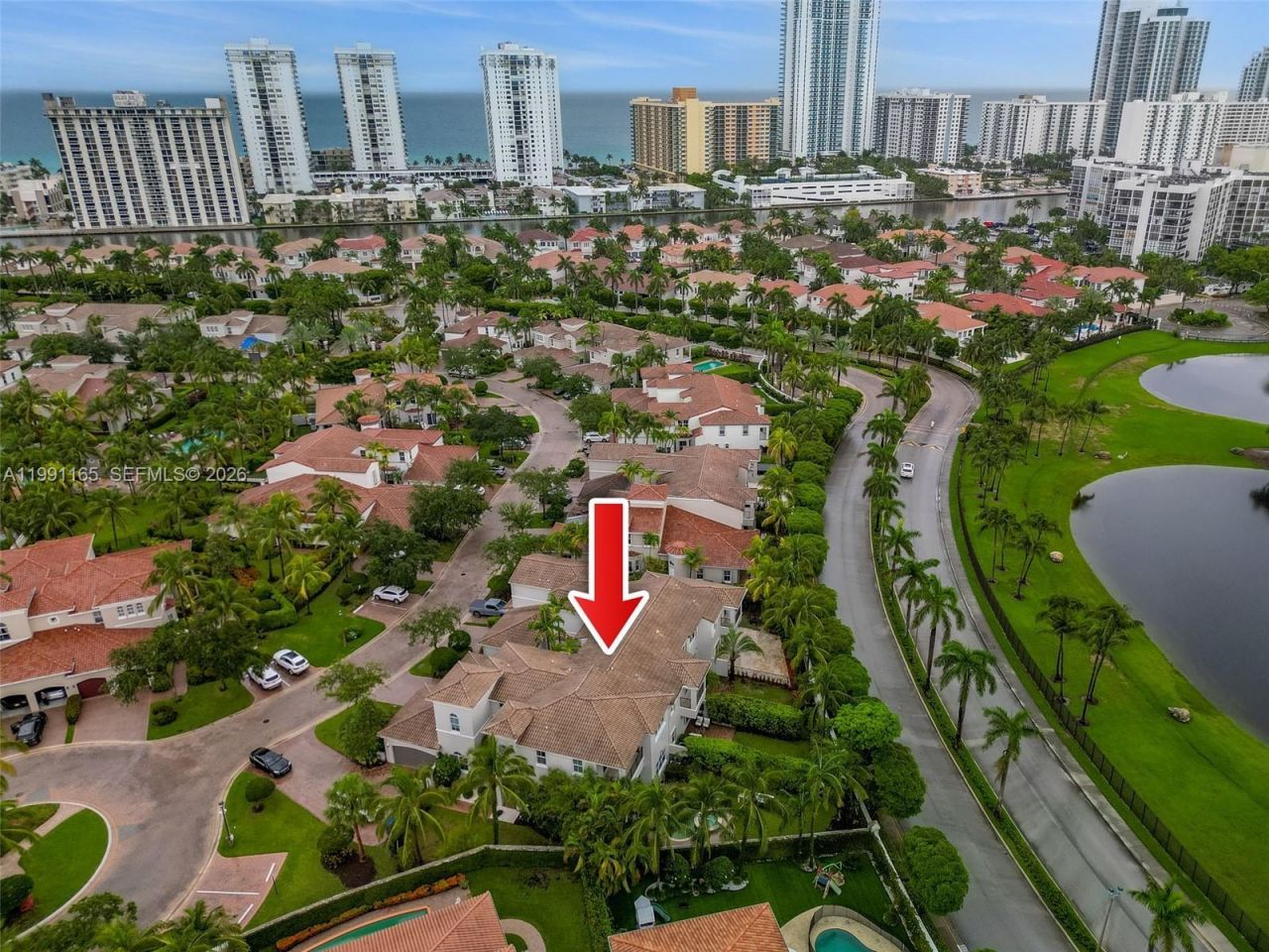 896 W Spinnaker Dr W , Unit 896, Hollywood, FL 33019 Photo