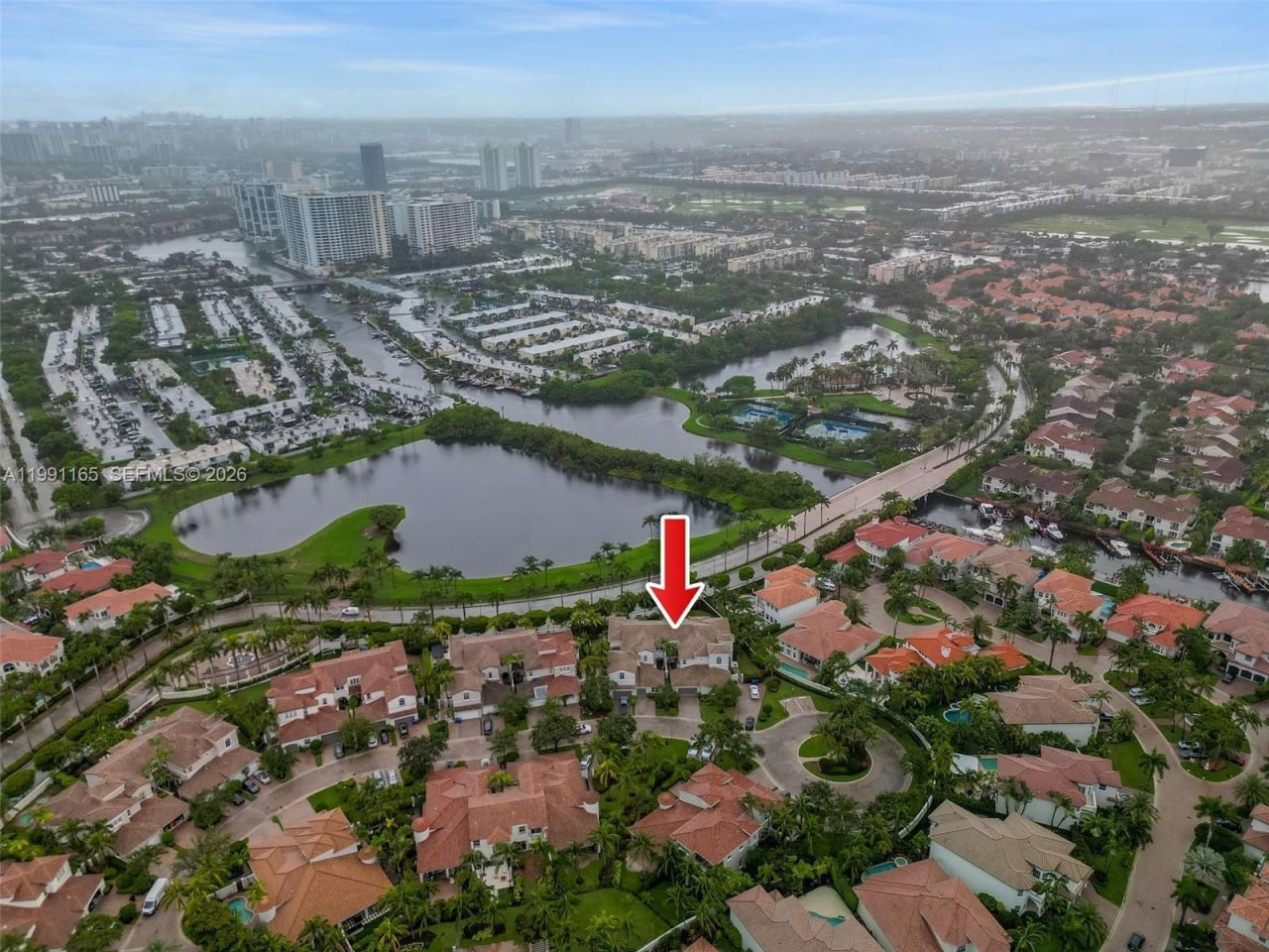 896 W Spinnaker Dr W , Unit 896, Hollywood, FL 33019 Photo