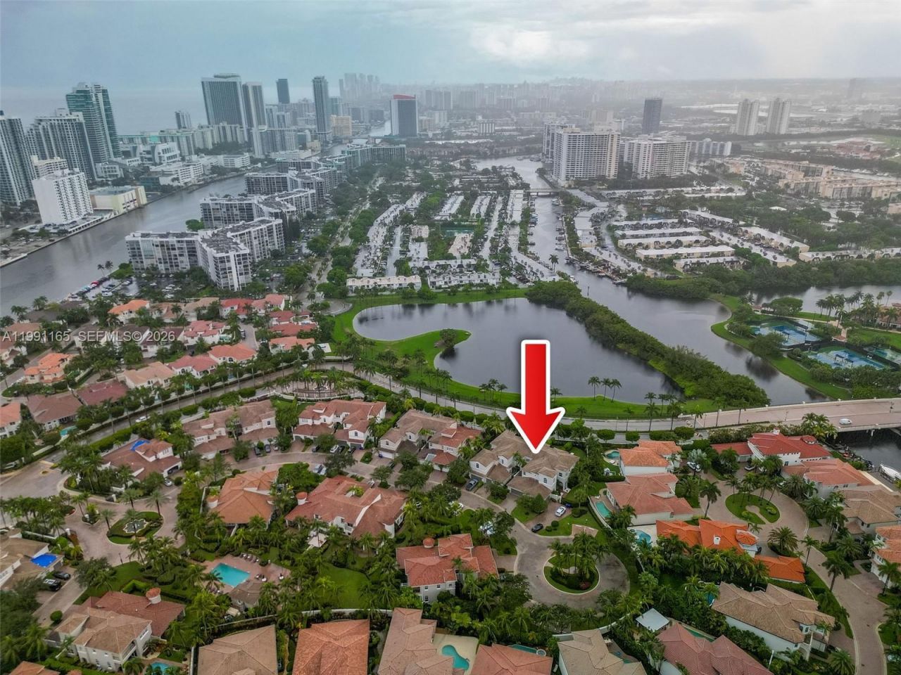 896 W Spinnaker Dr W , Unit 896, Hollywood, FL 33019 Photo