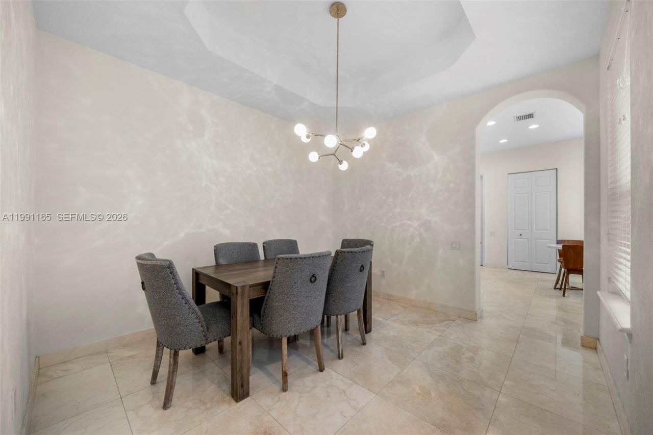 896 W Spinnaker Dr W , Unit 896, Hollywood, FL 33019 Photo