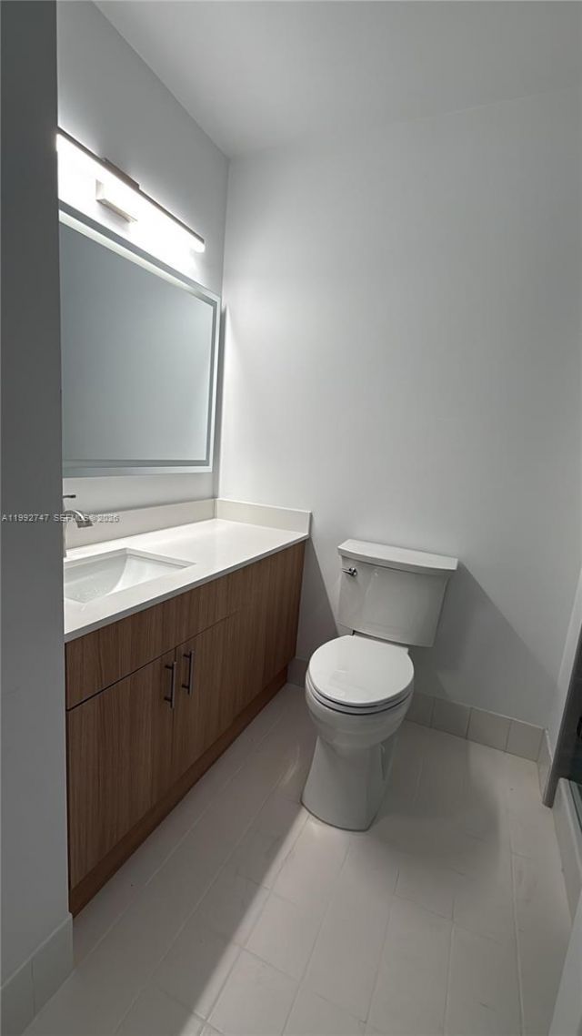 21205 Yacht Club Dr , Unit 204, Aventura, FL 33180 Photo