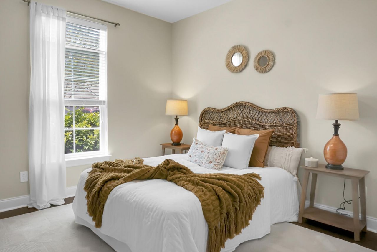 255 Village Stone Circle Photo 12