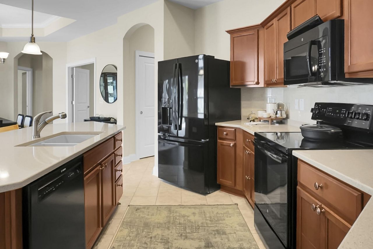 255 Village Stone Circle Photo 21