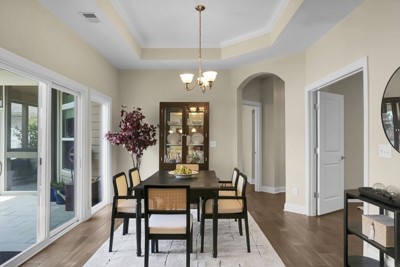 255 Village Stone Circle Photo 22