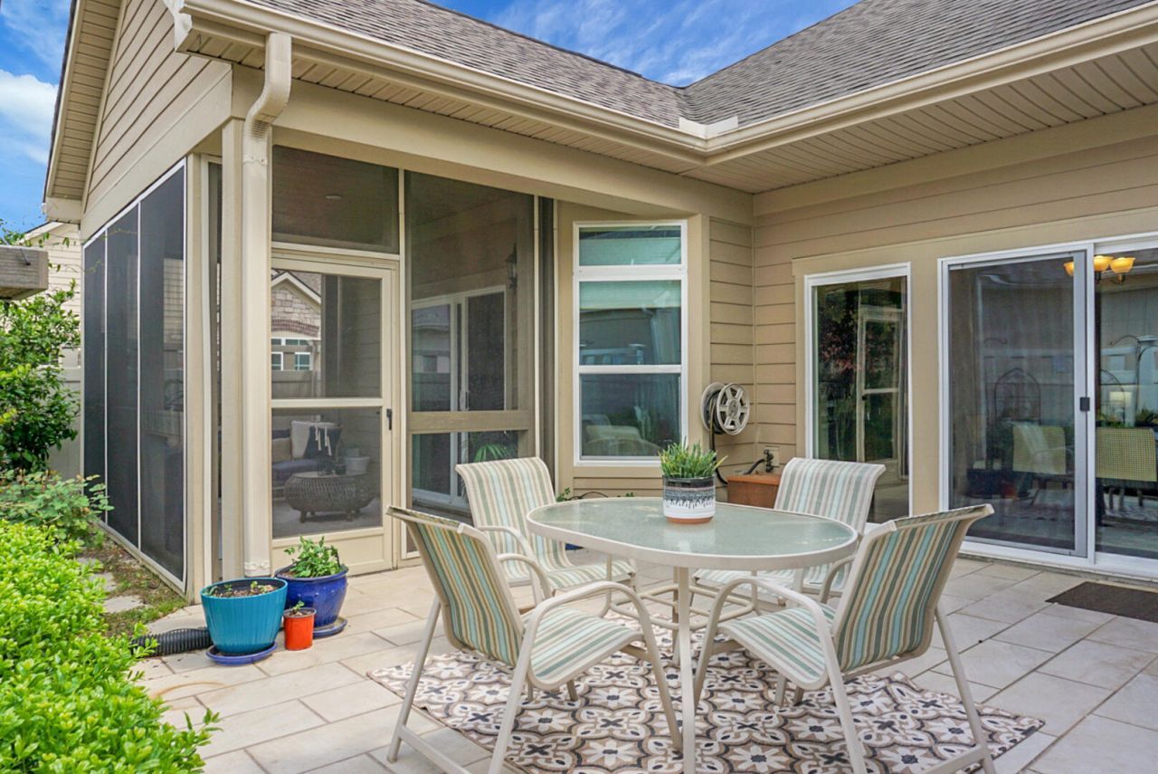 255 Village Stone Circle Photo 42