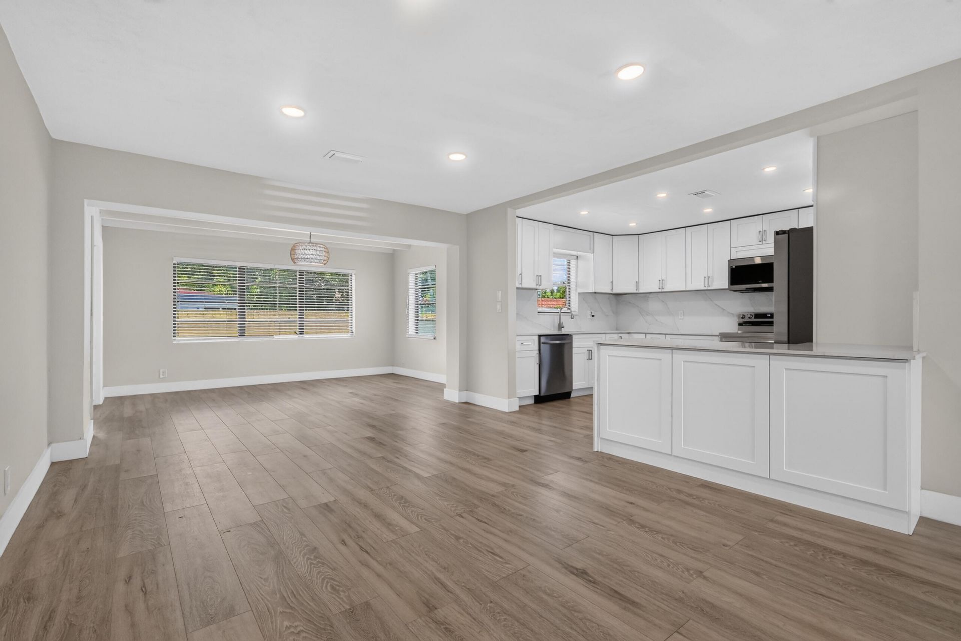 614 N 32nd Court, Hollywood, FL 33021 Photo