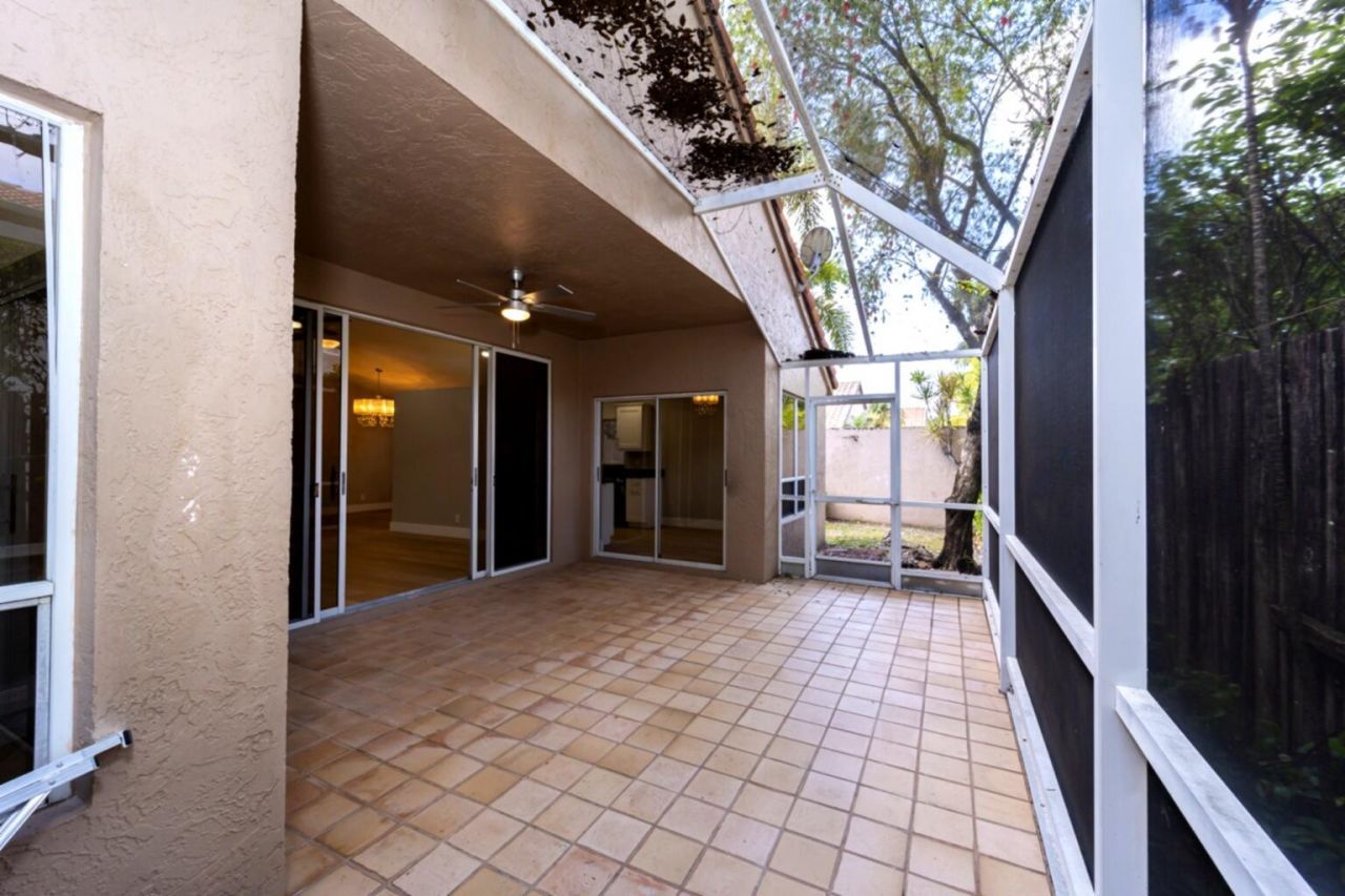 6185 NW 77th Place, Parkland, FL 33067 Photo