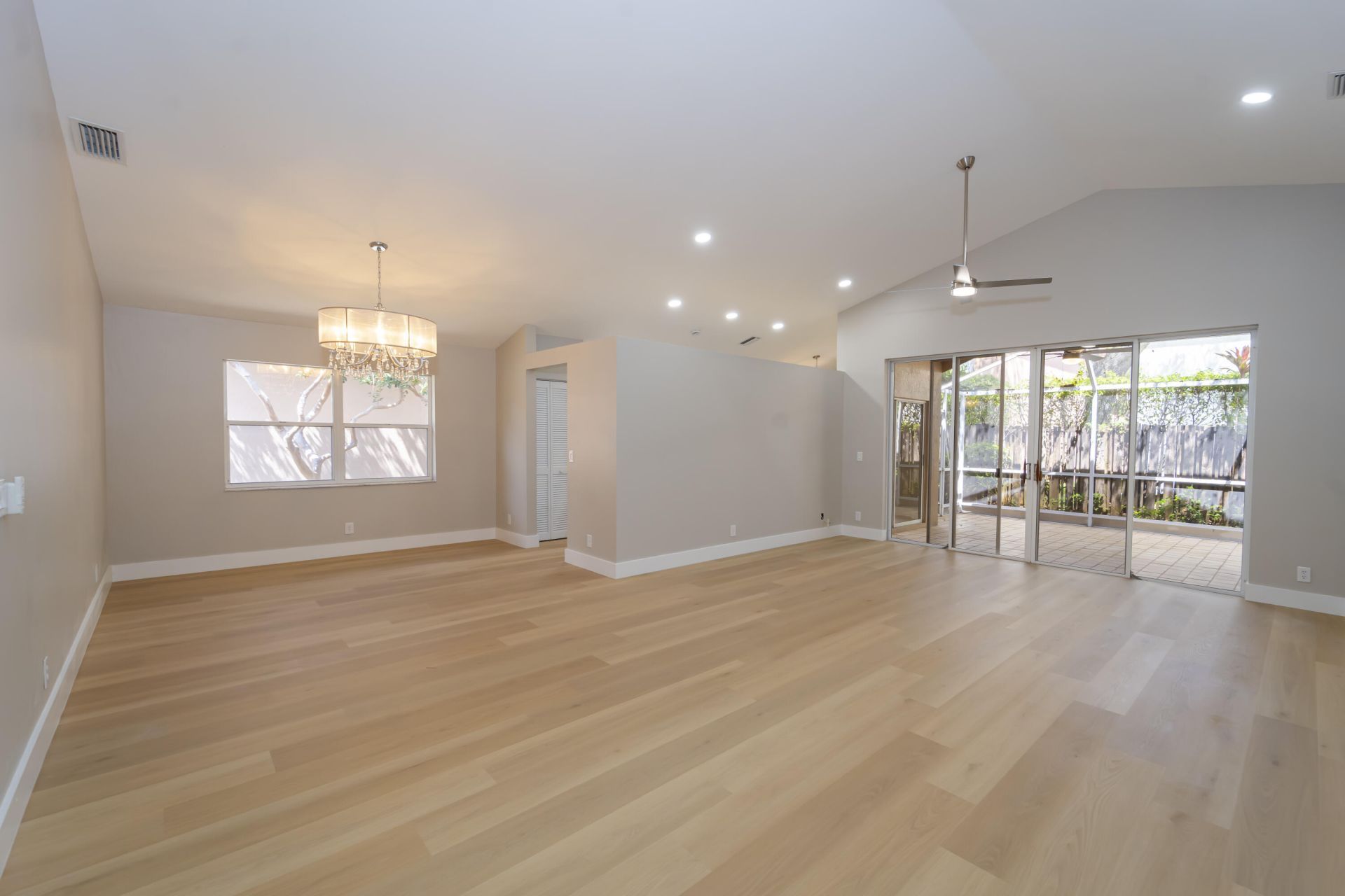 6185 NW 77th Place, Parkland, FL 33067 Photo