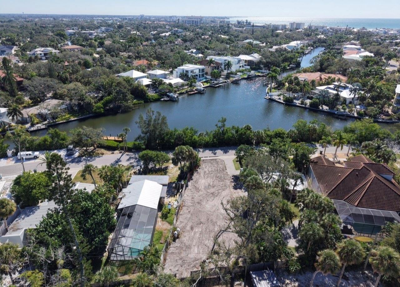 671 Avenida Del Norte, Sarasota, FL 34242 Photo