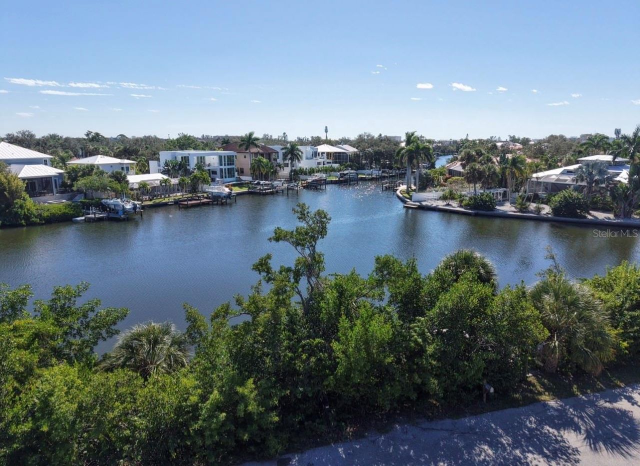 671 Avenida Del Norte, Sarasota, FL 34242 Photo