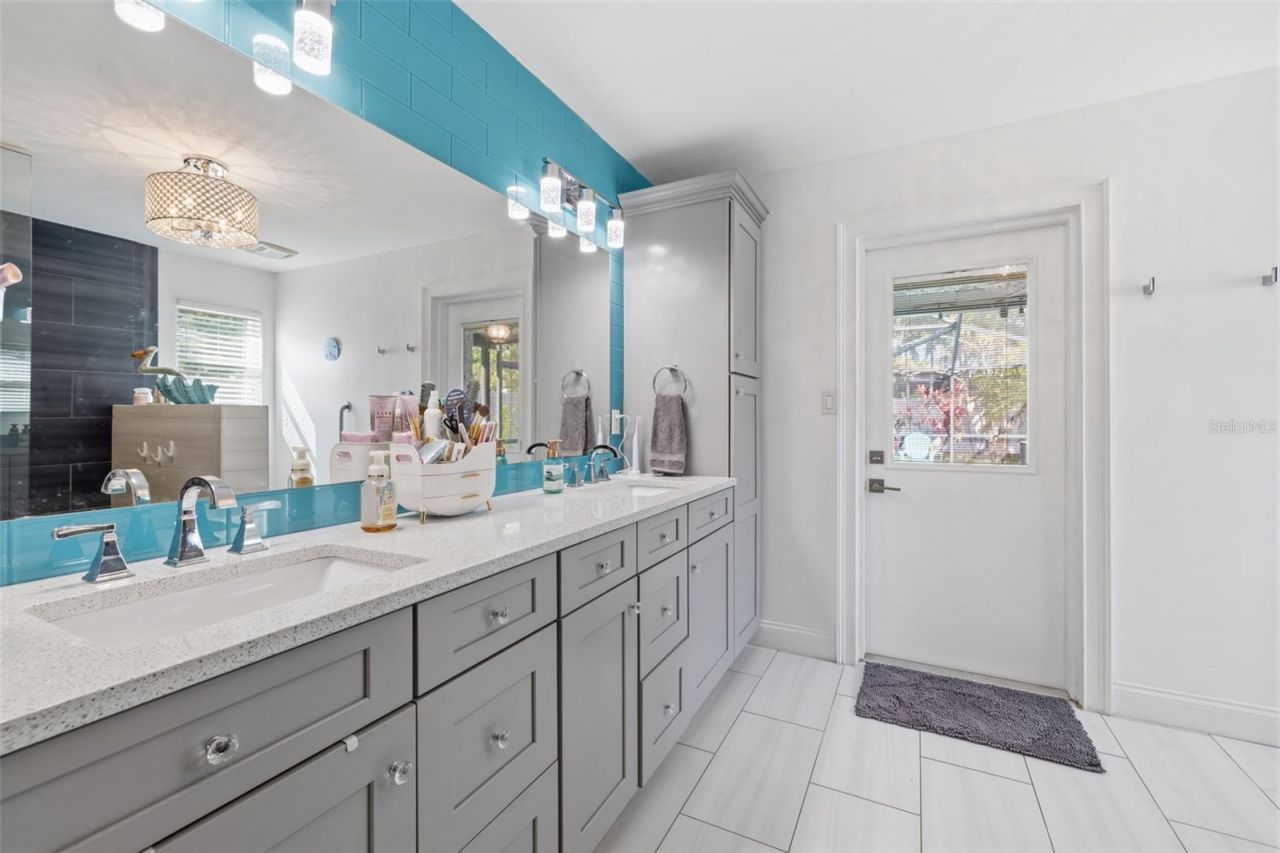 2240 Willowbrook Drive, Clearwater, FL 33764 Photo