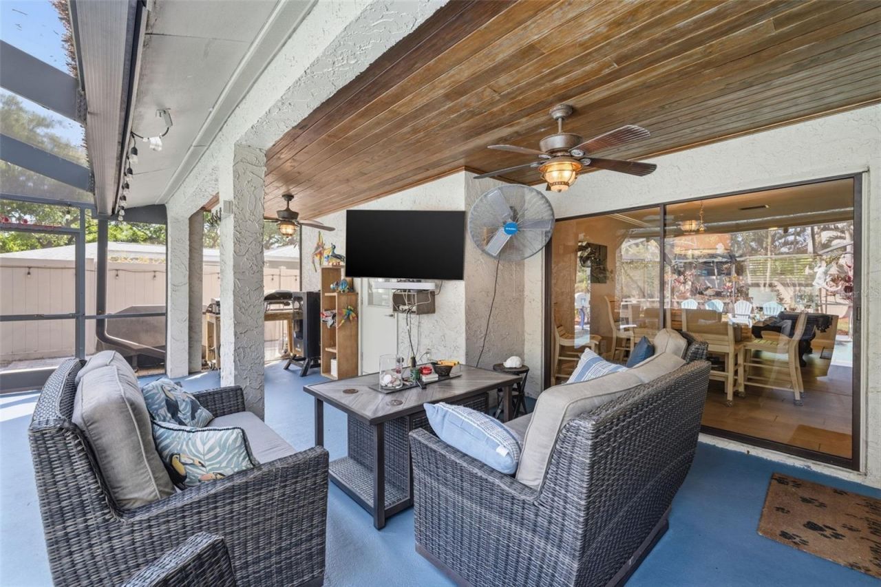 2240 Willowbrook Drive, Clearwater, FL 33764 Photo